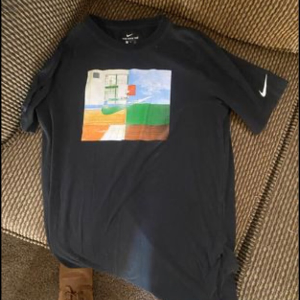 Nike shirt XL kids black